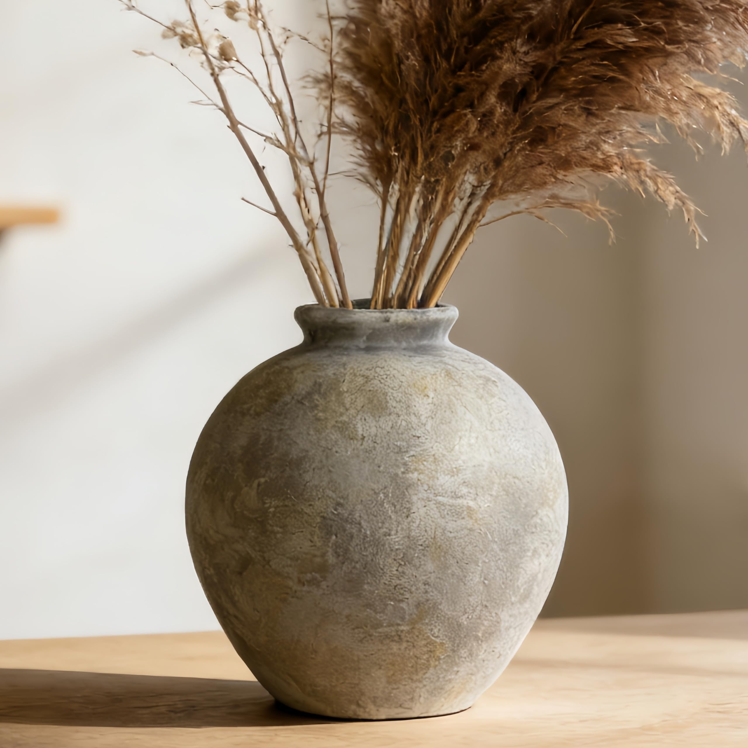 7.87 Inch Farmhouse Decor Ceramic Rustic Vase, Handmade Brown Pottery Flower Vase for Home Decor, Vintage Centerpiece Vase for Living Room & Kitchen, Ceramic Flower Vase for Table Decoration