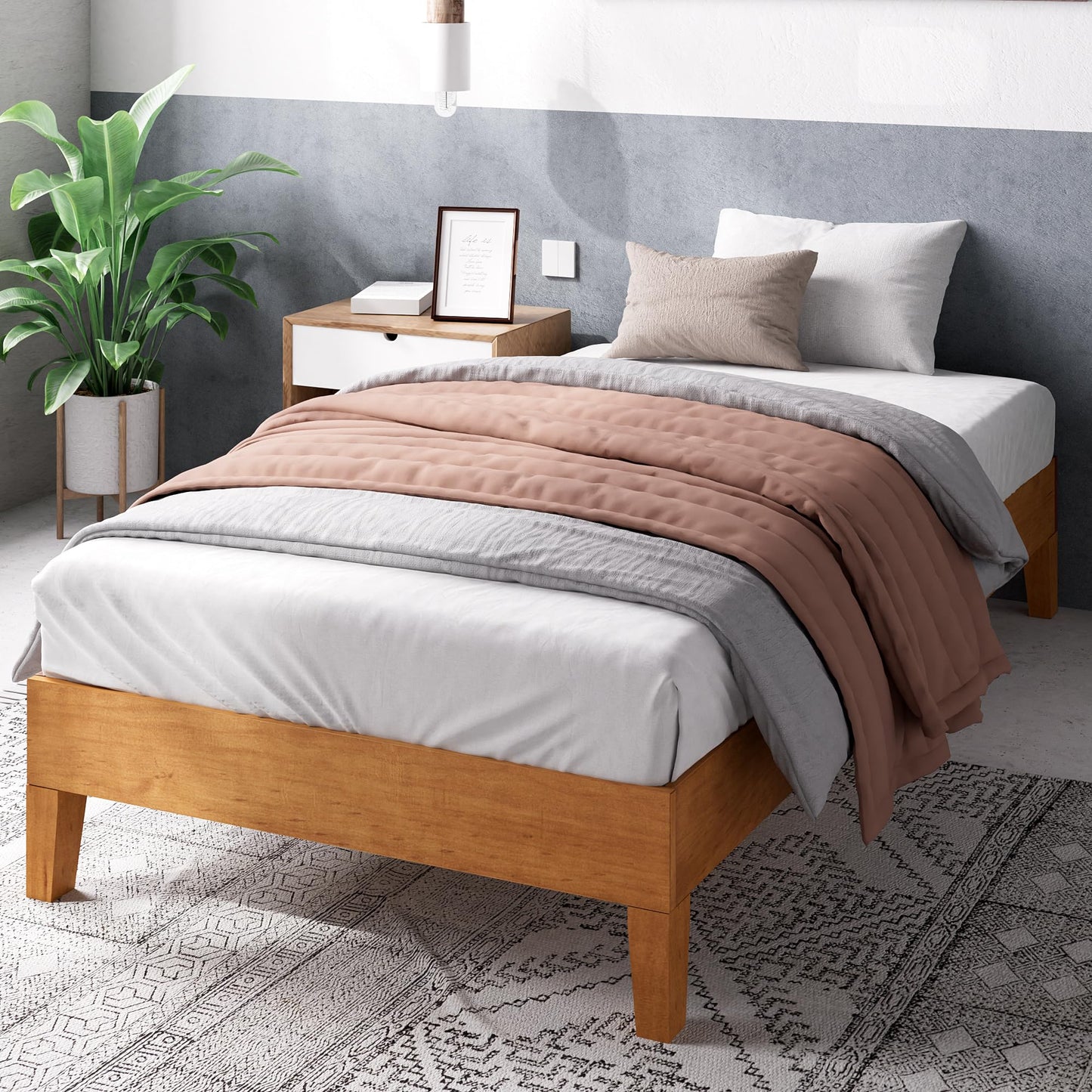 ZINUS Vivek Deluxe Wood Platform Bed Frame with Headboard, Wood Slat Support, No Box Spring Needed, Easy Assembly, Queen